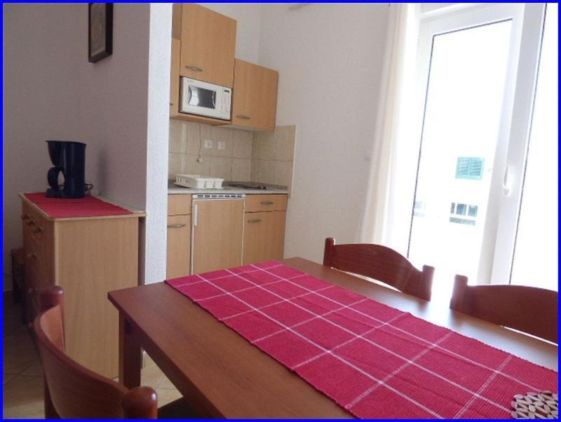 Studios Ruza Baška Voda Buitenkant foto